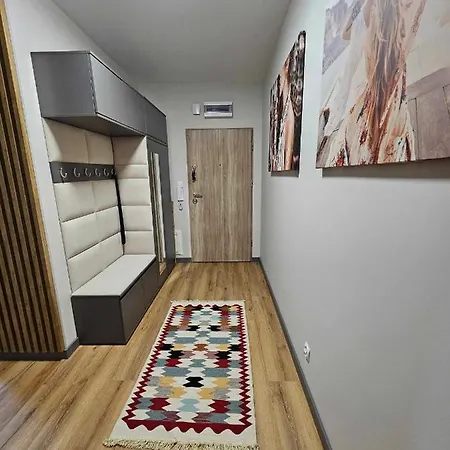 فندق Apartament Natura ايوافا